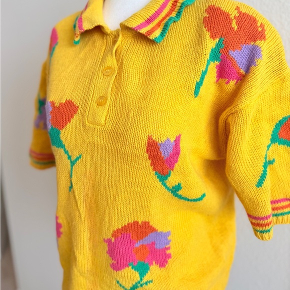 Yellow Floral Knit Polo Top - Vintage 80s - Picture 4 of 7